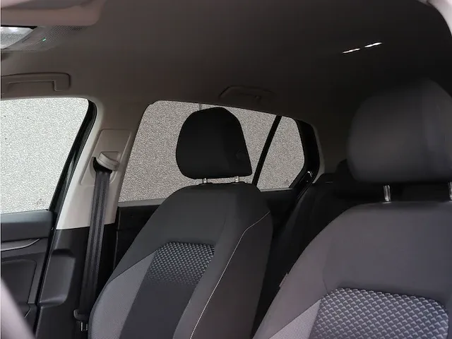 Volkswagen golf 1.5 etsi r-line | t-700-vr - afbeelding 38 van  54