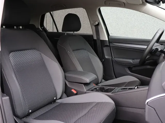 Volkswagen golf 1.5 etsi r-line | t-700-vr - afbeelding 48 van  54