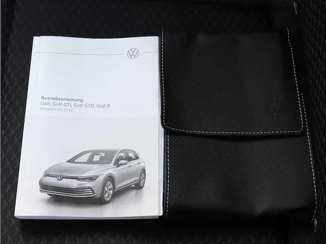 Volkswagen golf 1.5 etsi r-line | t-700-vr - afbeelding 50 van  54