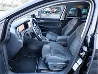 Volkswagen golf 1.5 etsi style automaat 2020 keyless go & entry iq light matrix led memory massage dodehoeksensor - afbeelding 3 van  33