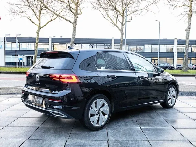 Volkswagen golf 1.5 etsi style automaat 2020 keyless go & entry iq light matrix led memory massage dodehoeksensor - afbeelding 29 van  33