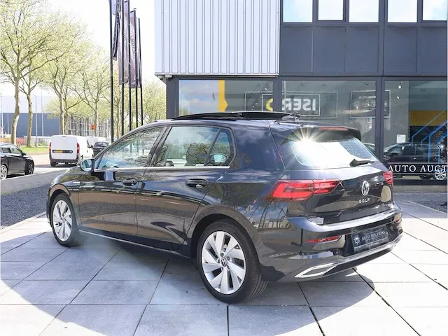 Volkswagen golf 1.5 etsi style automaat 2021 panoramadak iq light matrix led memory massage achterbank verwarmd - afbeelding 23 van  37