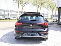 Volkswagen golf 1.5 etsi style automaat 2021 panoramadak iq light matrix led memory massage achterbank verwarmd - afbeelding 32 van  37