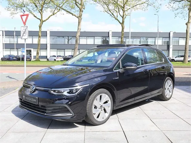 Volkswagen golf 1.5 etsi style automaat 2021 panoramadak iq light matrix led memory massage achterbank verwarmd - afbeelding 37 van  37