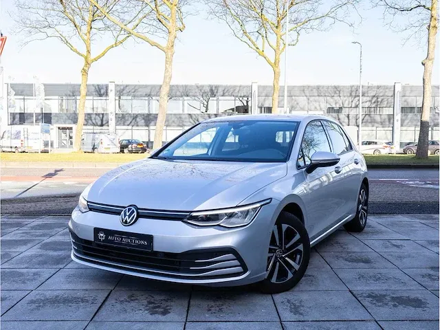 Volkswagen golf 1.5 etsi united automaat 2021 adaptive cruise stoel&stuurverwarmd carplay/android getint glas - afbeelding 1 van  30