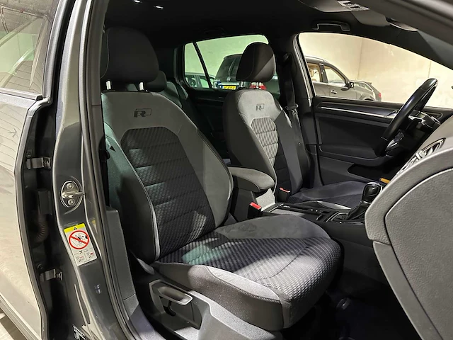 Volkswagen golf 1.5 tsi highline business r 150pk 2019, zd-532-l - afbeelding 40 van  51
