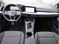 Volkswagen golf 1.5 tsi life 2020 camera stoelverwarming adaptive navigatiesysteem - afbeelding 8 van  27