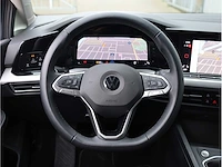 Volkswagen golf 1.5 tsi life 2020 camera stoelverwarming adaptive navigatiesysteem - afbeelding 10 van  27