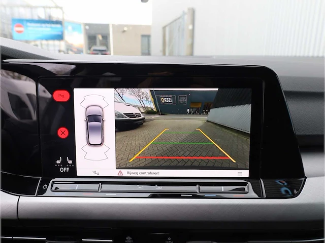 Volkswagen golf 1.5 tsi life 2020 camera stoelverwarming adaptive navigatiesysteem - afbeelding 16 van  27