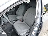 Volkswagen golf 1.5 tsi life 2020 camera stoelverwarming adaptive navigatiesysteem - afbeelding 5 van  27
