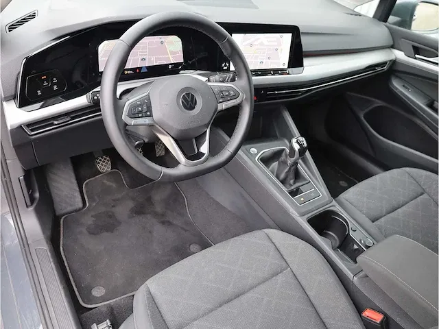 Volkswagen golf 1.5 tsi life 2020 camera stoelverwarming adaptive navigatiesysteem - afbeelding 7 van  27