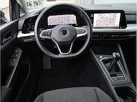 Volkswagen golf 1.5 tsi life 2020 camera stoelverwarming adaptive navigatiesysteem - afbeelding 9 van  27