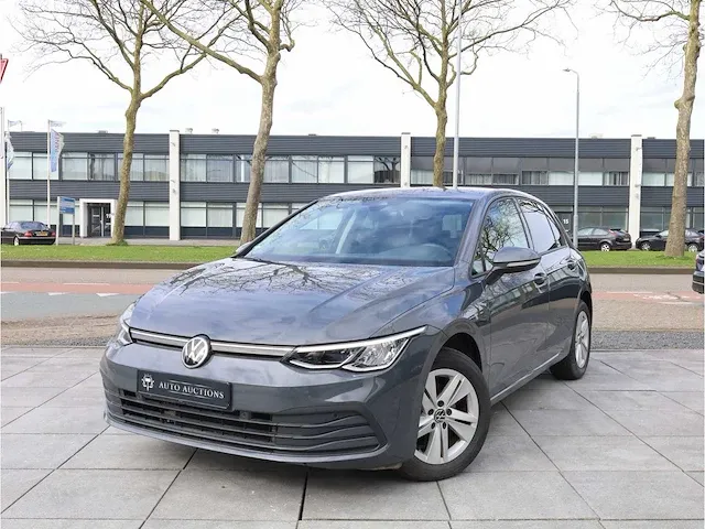 Volkswagen golf 1.5 tsi life 2020 camera stoelverwarming adaptive navigatiesysteem - afbeelding 1 van  27