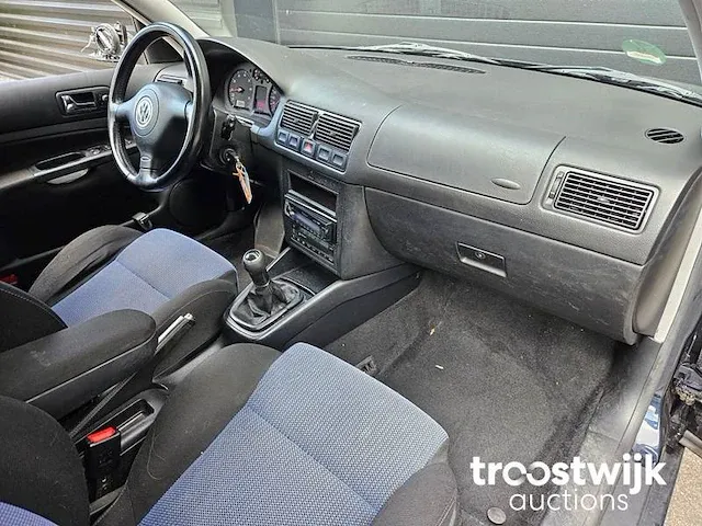 Volkswagen golf 1.6-16v highline 09-gs-vf - afbeelding 7 van  20