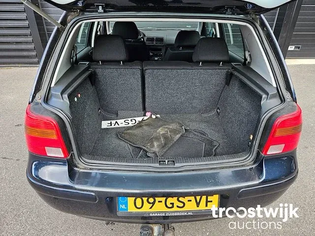 Volkswagen golf 1.6-16v highline 09-gs-vf - afbeelding 19 van  20