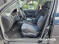 Volkswagen golf 1.6-16v highline 09-gs-vf - afbeelding 20 van  20