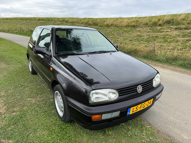 Volkswagen golf 1.6 cl 77000 km rolling stones ls-fg-24 - afbeelding 15 van  21