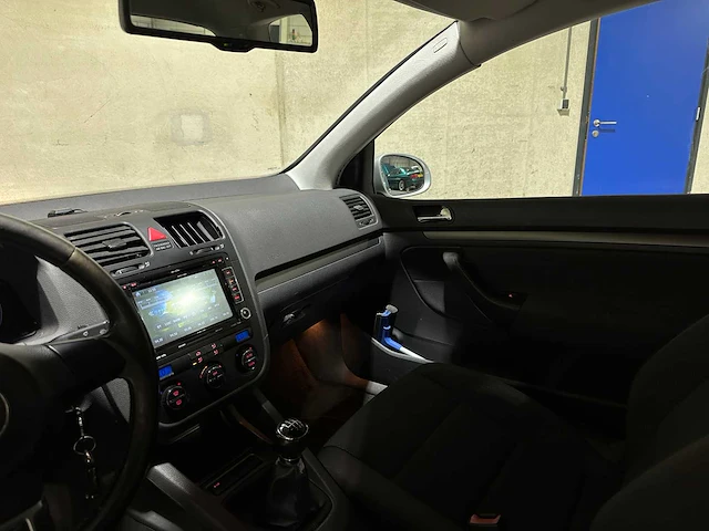 Volkswagen golf 1.6 fsi comfortline 116pk 2005, 01-pz-rk - afbeelding 14 van  39