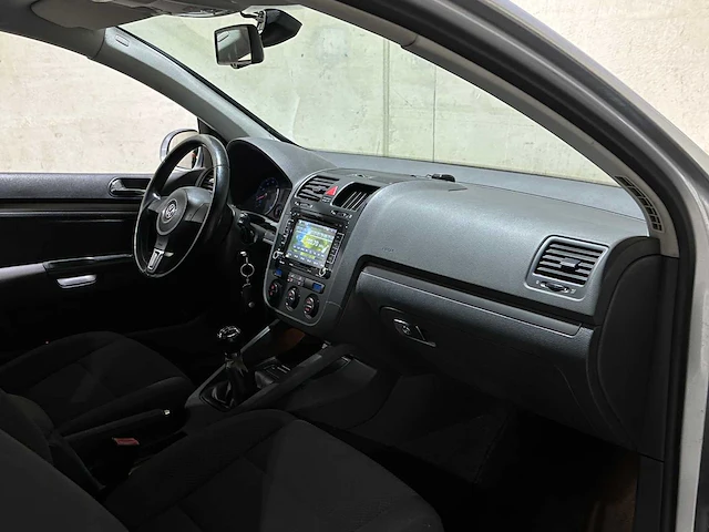 Volkswagen golf 1.6 fsi comfortline 116pk 2005, 01-pz-rk - afbeelding 29 van  39