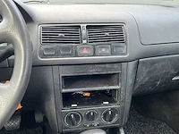 Volkswagen golf 1.6 trendline 2000 | 40-ft-xr i - afbeelding 6 van  25