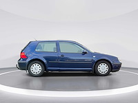 Volkswagen golf 1.6 trendline 2000 | 40-ft-xr i - afbeelding 7 van  25