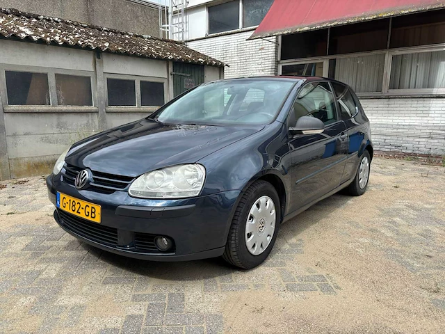 Volkswagen golf 1.6 trendline, g-182-gb - afbeelding 1 van  18