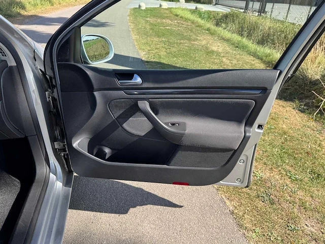 Volkswagen golf 2.0 fsi gt sport bns 57-xv-lj - afbeelding 8 van  23