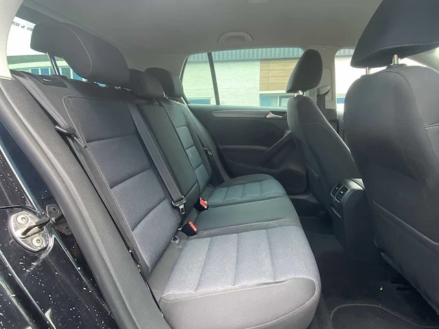 Volkswagen golf 2.0 tdi highline bluemotion| hz-014-r i - afbeelding 21 van  31