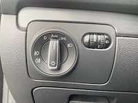 Volkswagen golf 2.0 tdi highline bluemotion| hz-014-r i - afbeelding 30 van  31