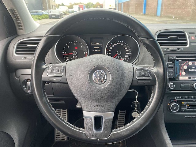 Volkswagen golf 2.0 tdi highline bluemotion| hz-014-r i - afbeelding 9 van  31