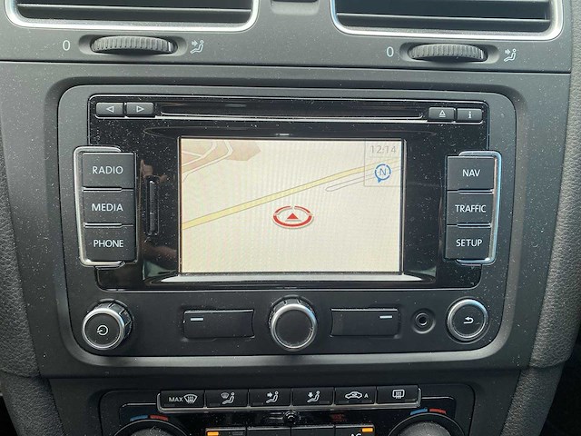 Volkswagen golf 2.0 tdi highline bluemotion| hz-014-r i - afbeelding 16 van  31