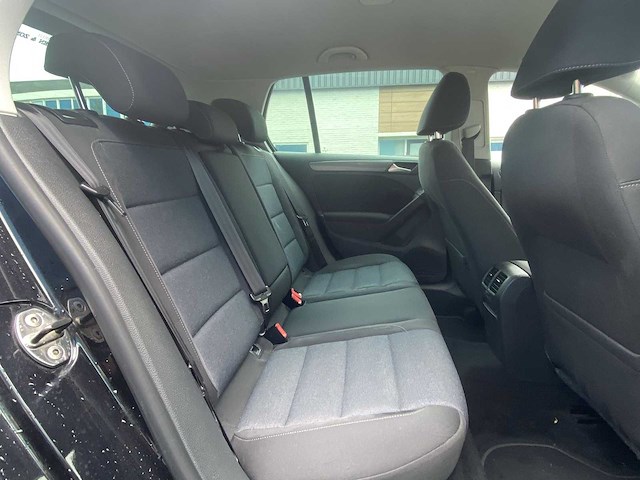 Volkswagen golf 2.0 tdi highline bluemotion| hz-014-r i - afbeelding 21 van  31