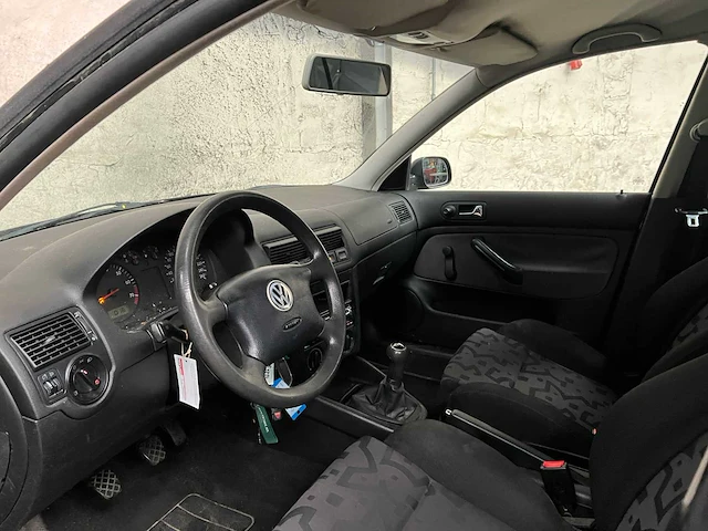 Volkswagen golf 2.0 trendline 116pk 2000, 32-dt-zh - afbeelding 8 van  26