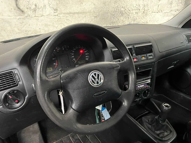 Volkswagen golf 2.0 trendline 116pk 2000, 32-dt-zh - afbeelding 9 van  26