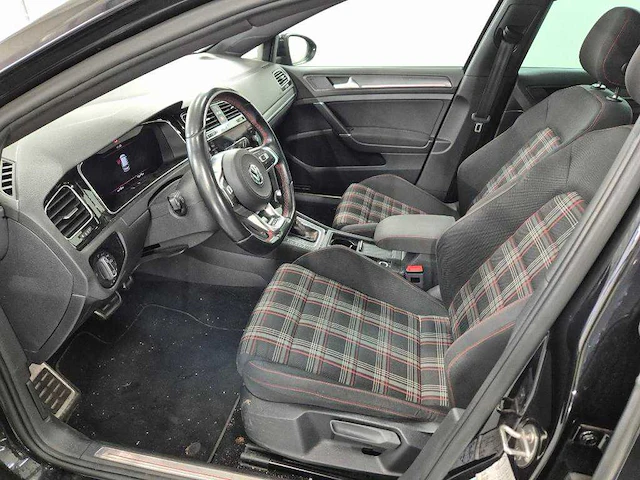 Volkswagen golf 2.0 tsi gti performance 2019 | s-779-ht - afbeelding 22 van  29