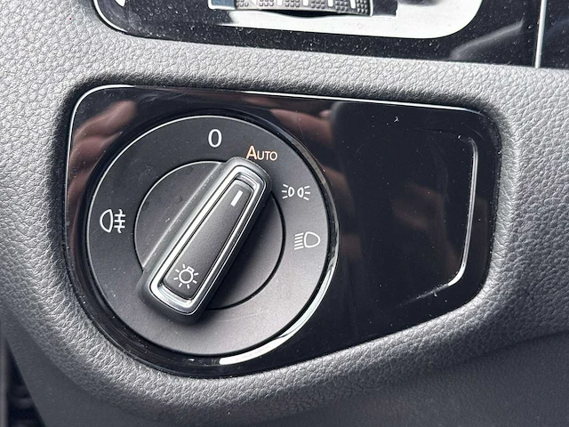 Volkswagen golf 2.0 tsi gti performance 2019 | s-779-ht - afbeelding 4 van  31