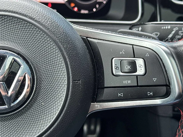 Volkswagen golf 2.0 tsi gti performance 2019 | s-779-ht - afbeelding 11 van  31