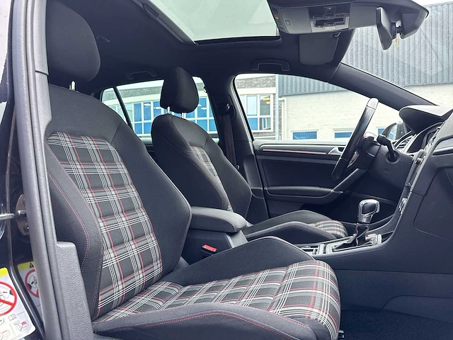 Volkswagen golf 2.0 tsi gti performance 2019 | s-779-ht - afbeelding 25 van  31