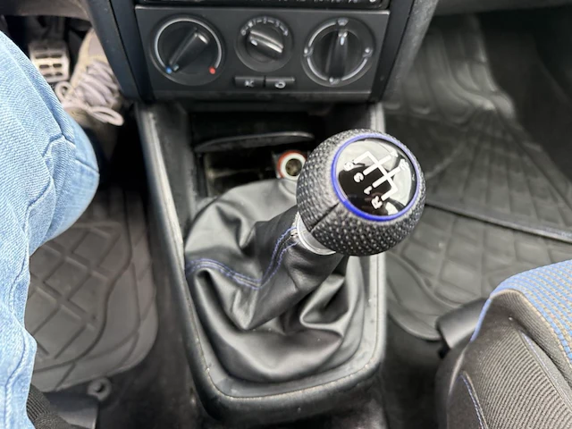 Volkswagen golf, 2003 - afbeelding 2 van  31