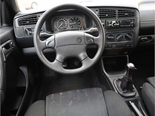 Volkswagen golf 2.8 vr6 1996, hng-96-r - afbeelding 7 van  27