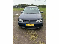 Volkswagen golf 4 personenauto - afbeelding 1 van  13