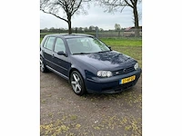 Volkswagen golf 4 personenauto - afbeelding 8 van  13