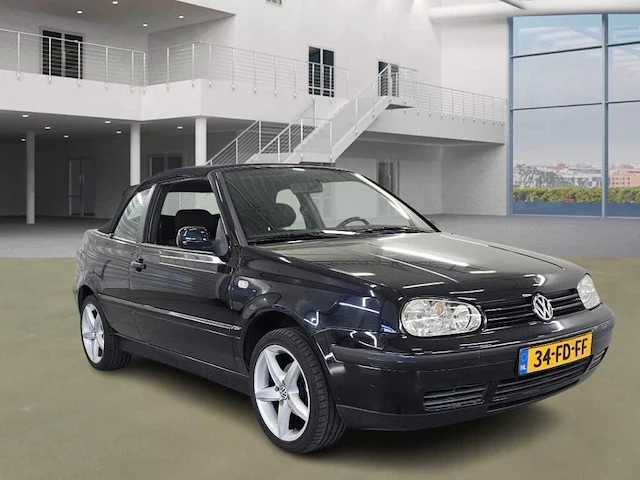 Volkswagen golf cabriolet 1.8 trendline, 34-fd-ff - afbeelding 4 van  10