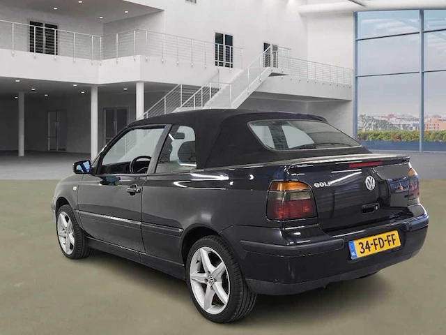 Volkswagen golf cabriolet 1.8 trendline, 34-fd-ff - afbeelding 5 van  10