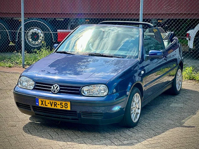Volkswagen golf cabriolet 1.8 trendline, xl-vr-58 - afbeelding 1 van  12