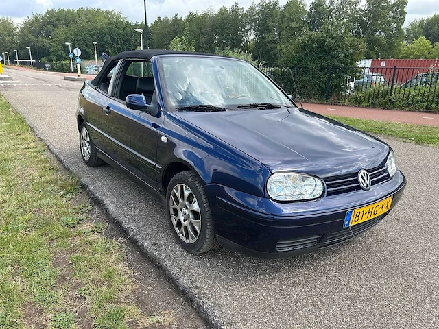 Volkswagen golf cabriolet 2.0 highline 2001 | 81-hg-kx i - afbeelding 10 van  16