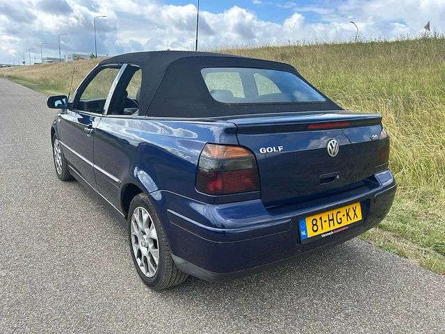 Volkswagen golf cabriolet 2.0 highline 2001 | 81-hg-kx i - afbeelding 16 van  16
