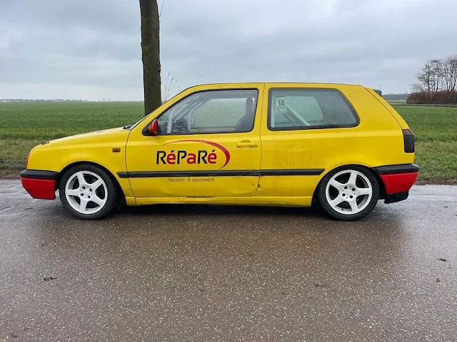 Volkswagen golf circuit - afbeelding 14 van  19