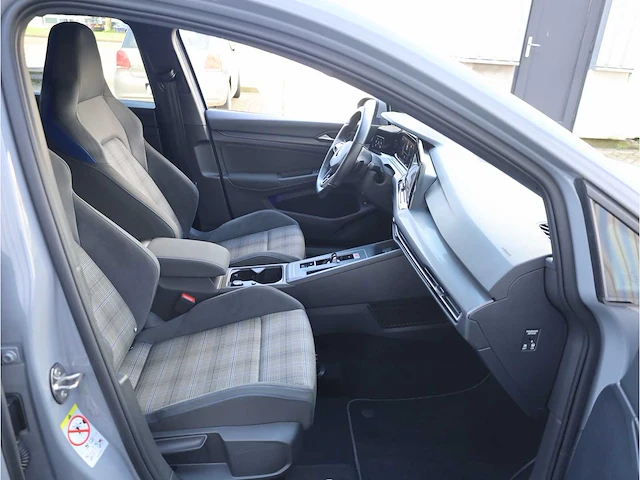 Volkswagen golf gte 1.4 e-hybrid phev 245pk automaat camera carplay/android adaptive navi led dab - afbeelding 27 van  34