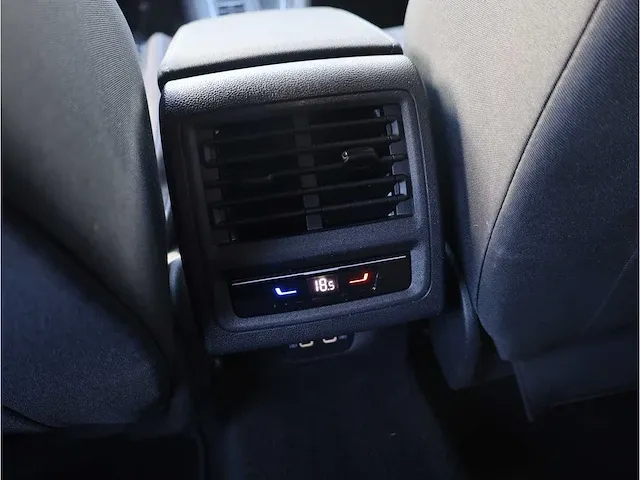 Volkswagen golf gte 1.4 e-hybrid phev 245pk automaat camera carplay/android adaptive navi led dab - afbeelding 25 van  34